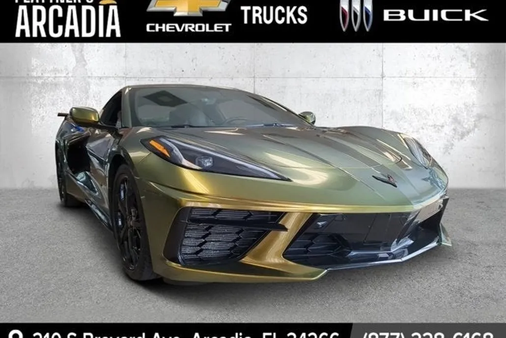 2020 Chevrolet Corvette Stingray 2LT photo 1