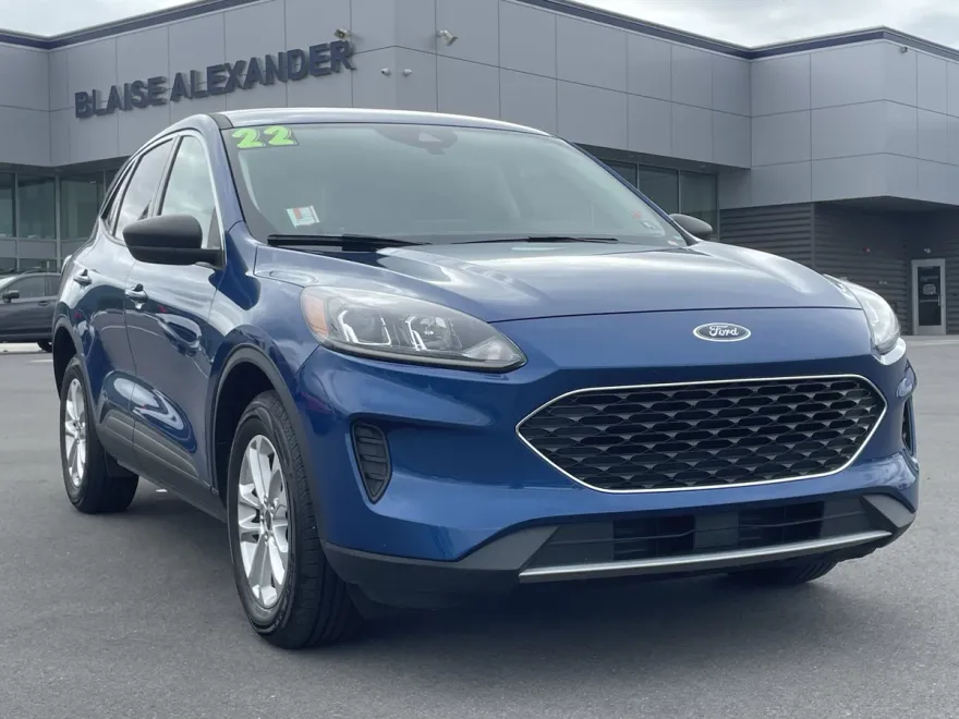 2022 Ford Escape SE photo 1