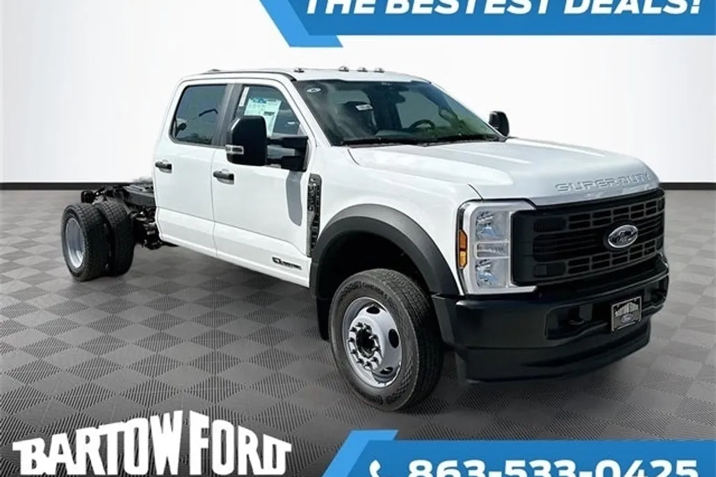2025 Ford F-550 photo 1
