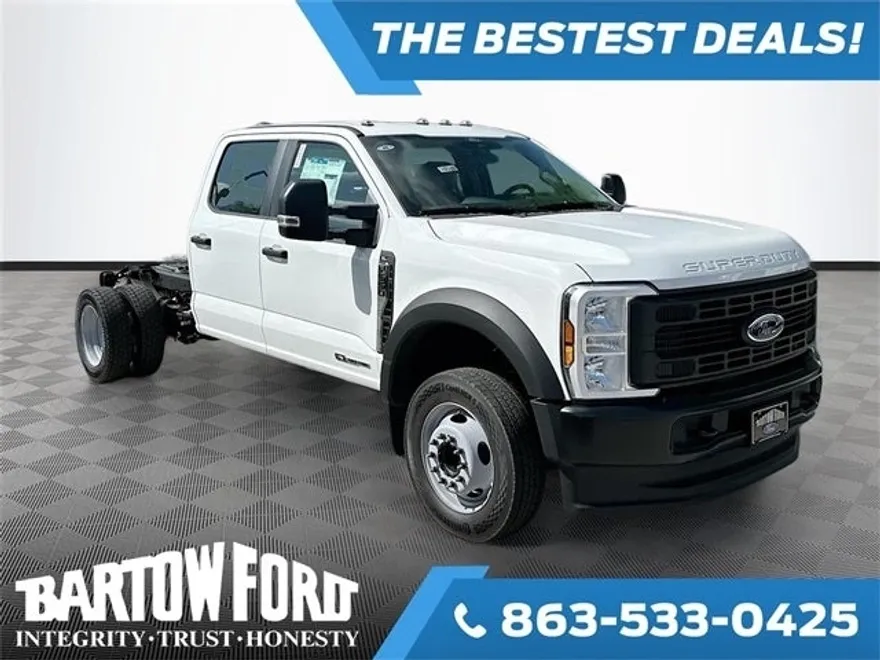2025 Ford F-550 photo 1
