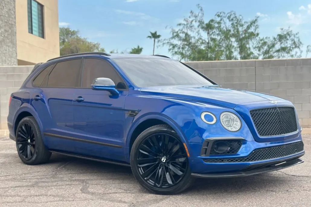 2017 Bentley Bentayga W12 photo 1