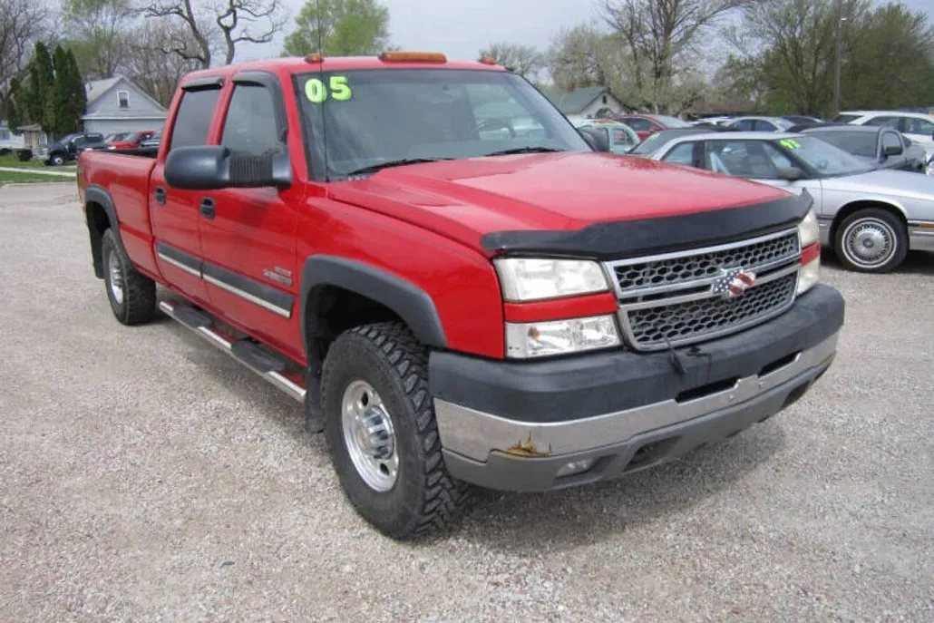 2005 Chevrolet Silverado 2500HD LS photo 1