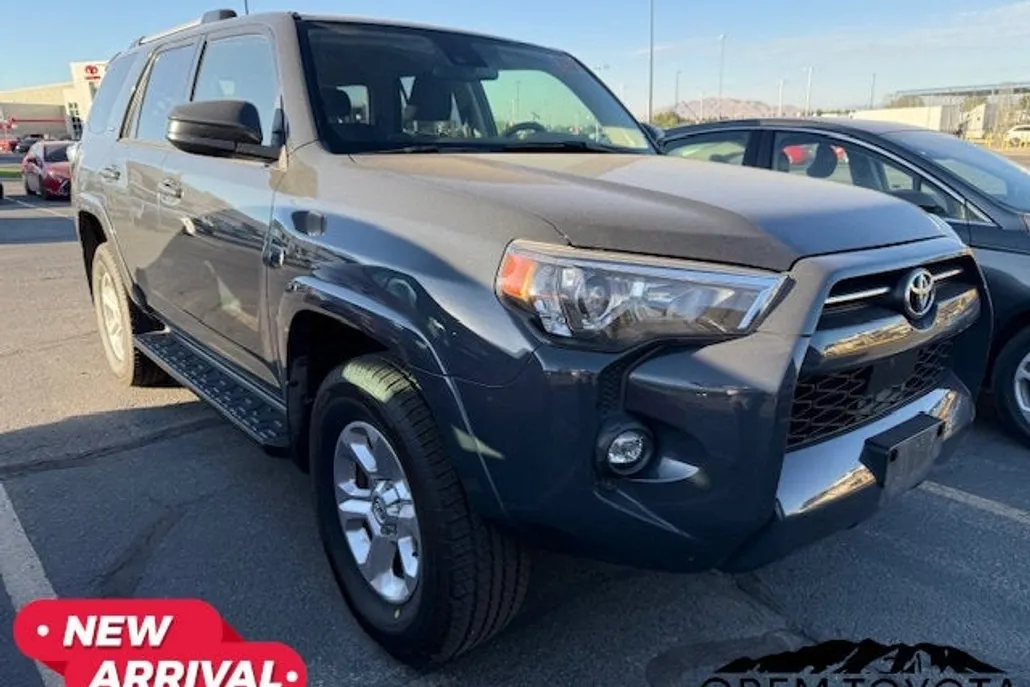 2024 Toyota 4Runner SR5 photo 1