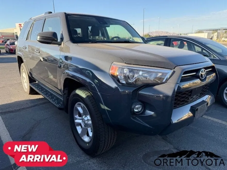 2024 Toyota 4Runner SR5 photo 1