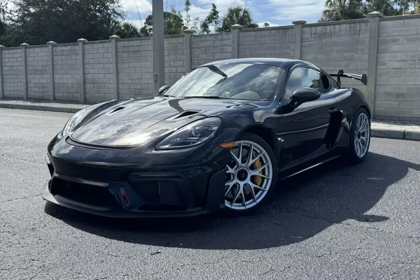 2025 Porsche Cayman GT4 RS photo 1