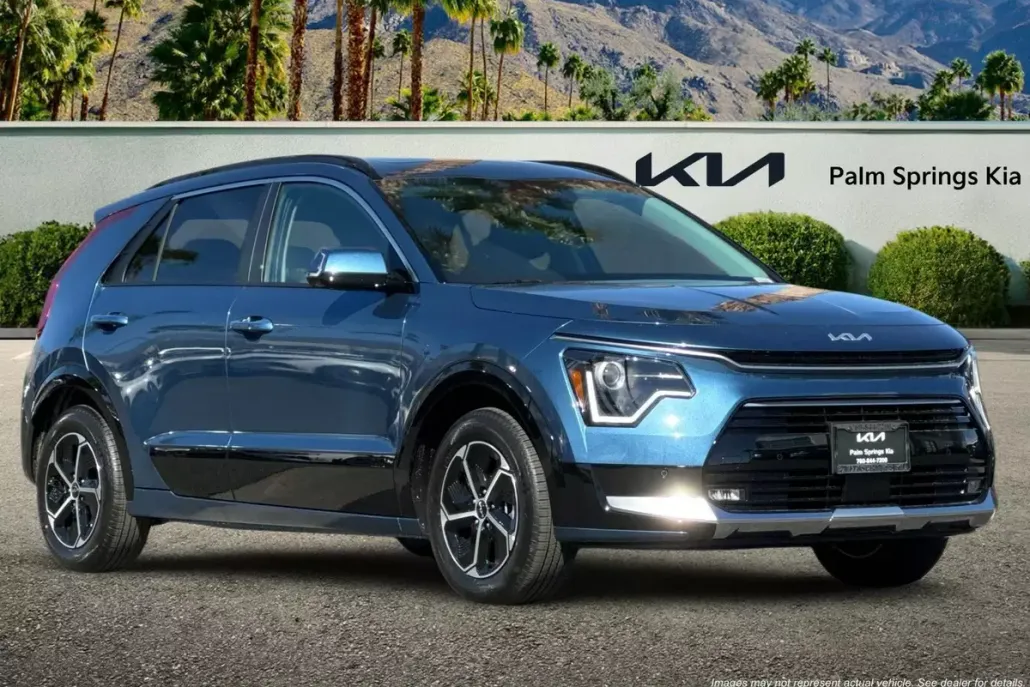 2025 Kia Niro SX photo 1