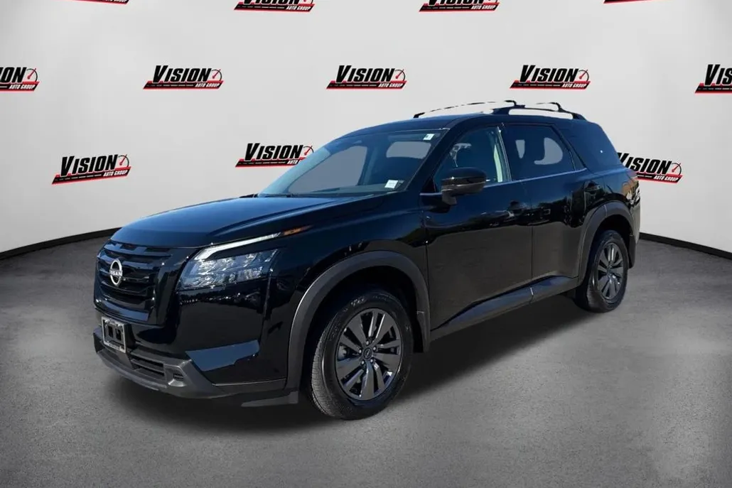 2025 Nissan Pathfinder SV photo 1
