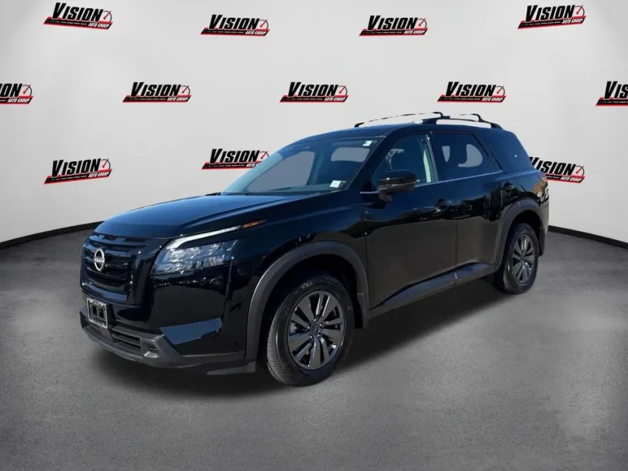 2025 Nissan Pathfinder SV photo 1