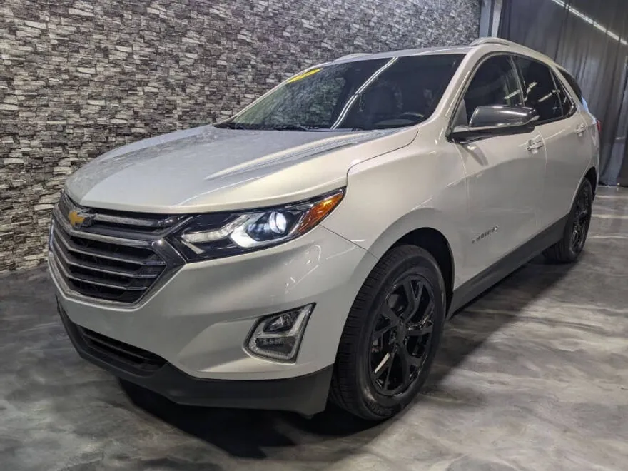 2021 Chevrolet Equinox Premier photo 1
