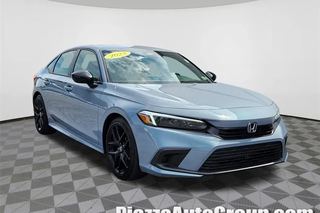 2023 Honda Civic Sport photo 1