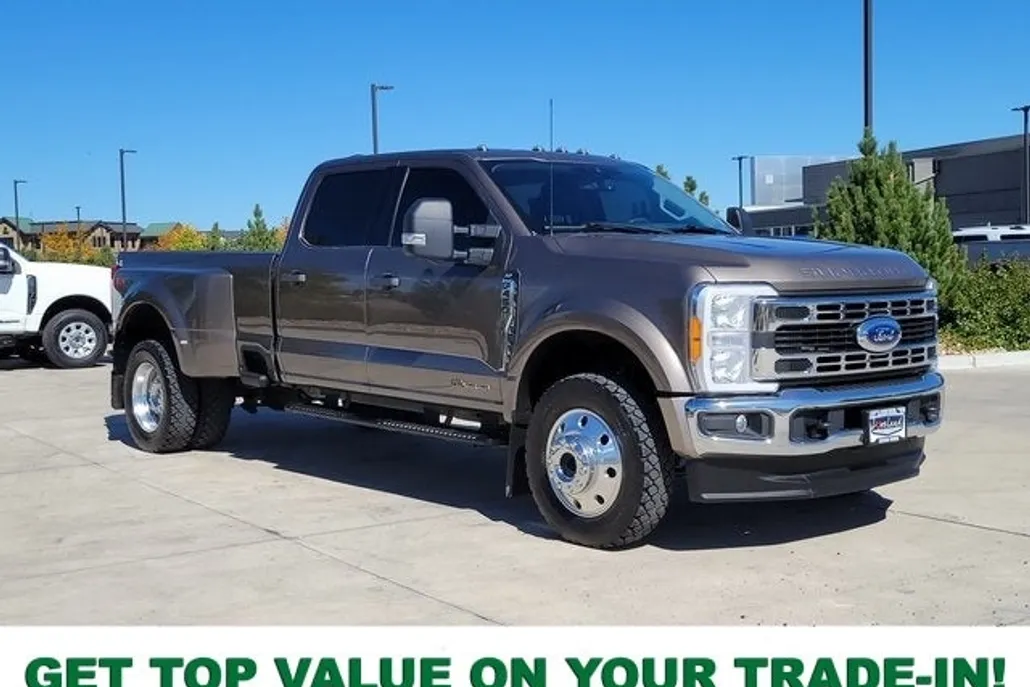 2023 Ford F-450 XLT photo 1