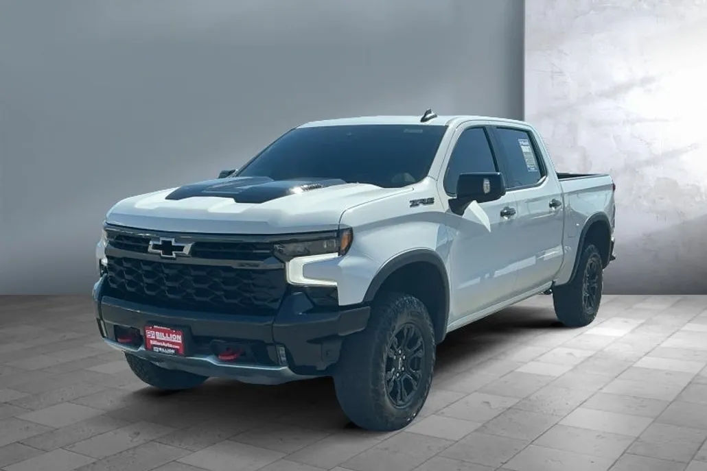 2024 Chevrolet Silverado 1500 ZR2 photo 1