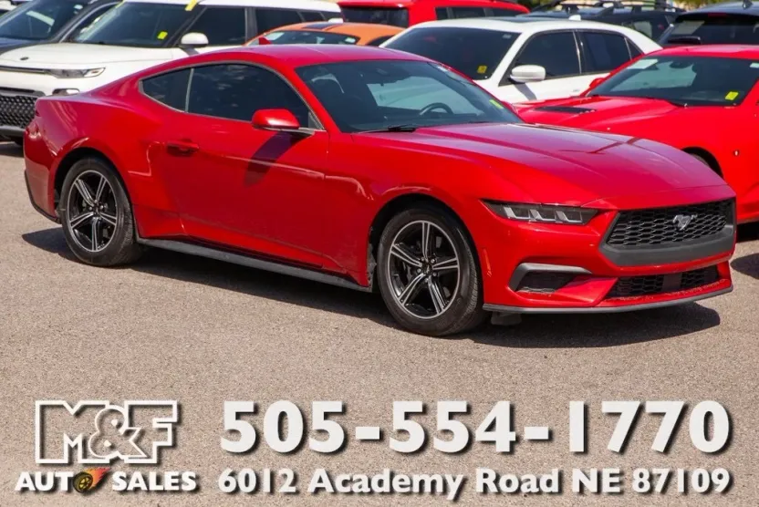2024 Ford Mustang photo 1