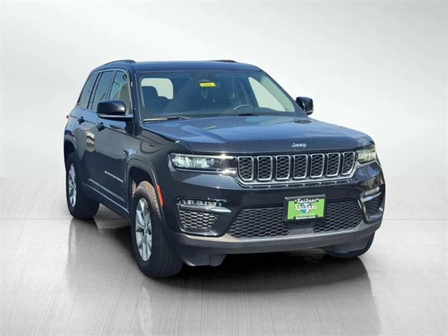 2023 Jeep Grand Cherokee Limited photo 1