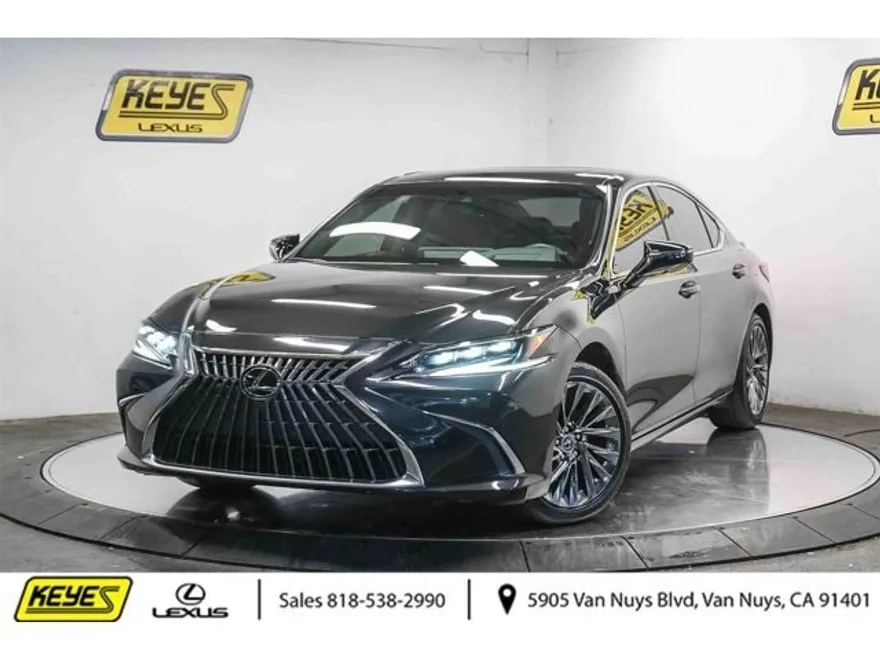 2025 Lexus ES 300h Luxury photo 1