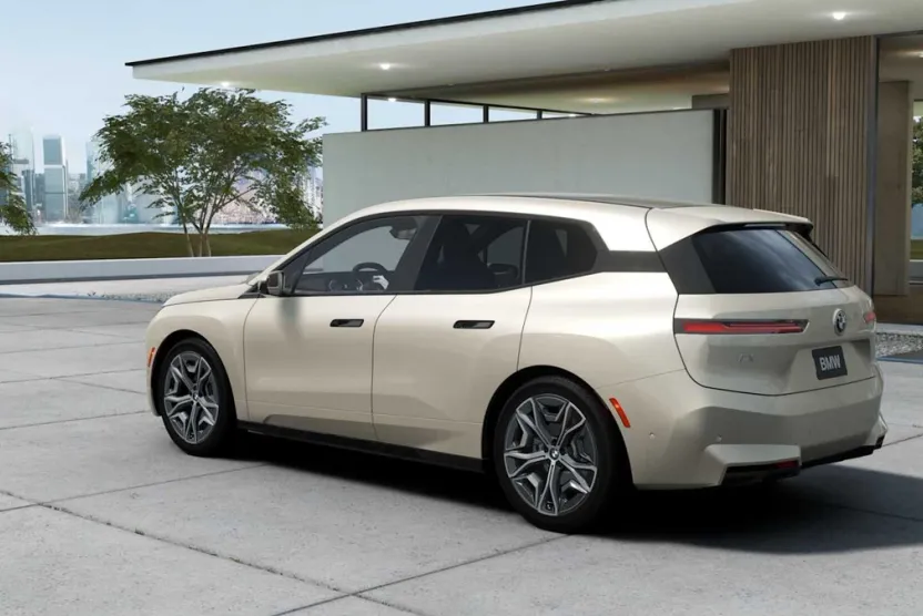 2026 Bmw iX photo 1