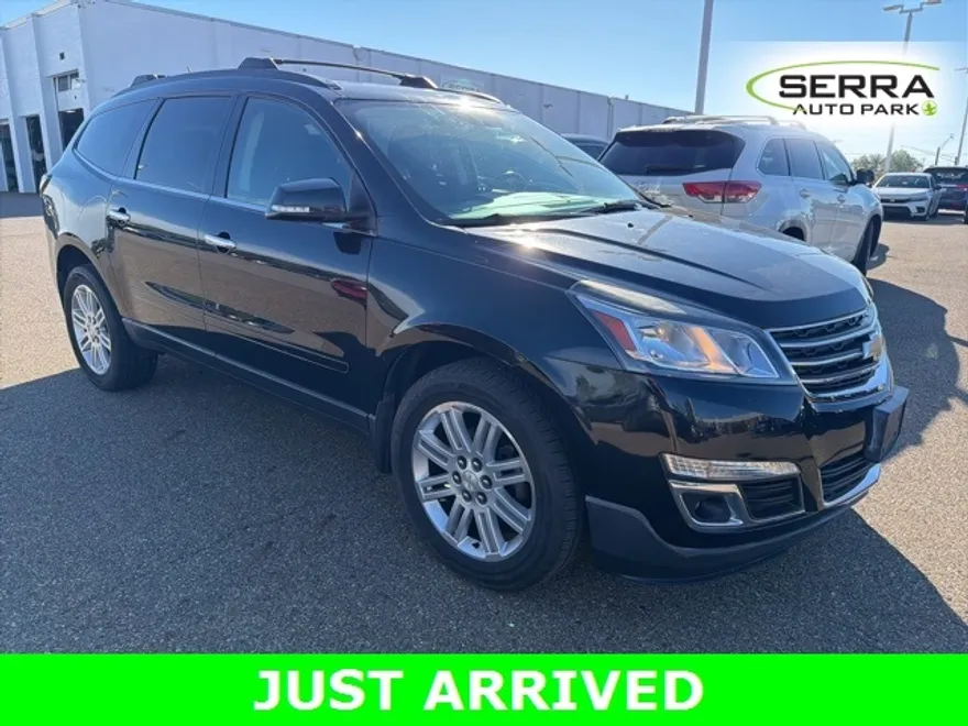 2014 Chevrolet Traverse 1LT photo 1