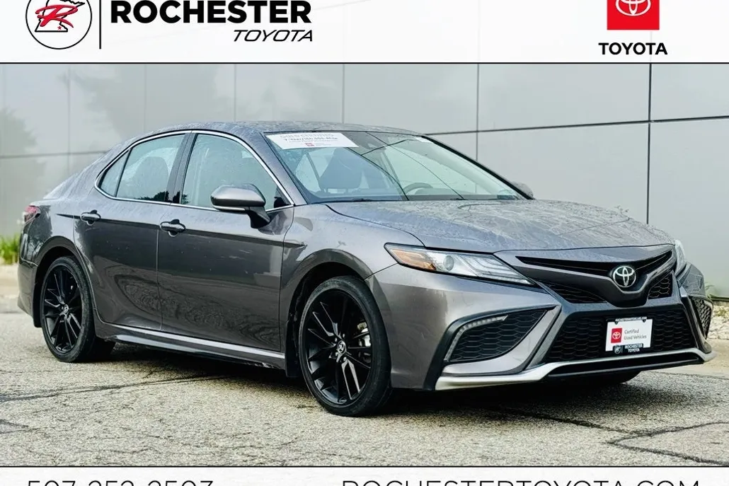 2023 Toyota Camry XSE photo 1