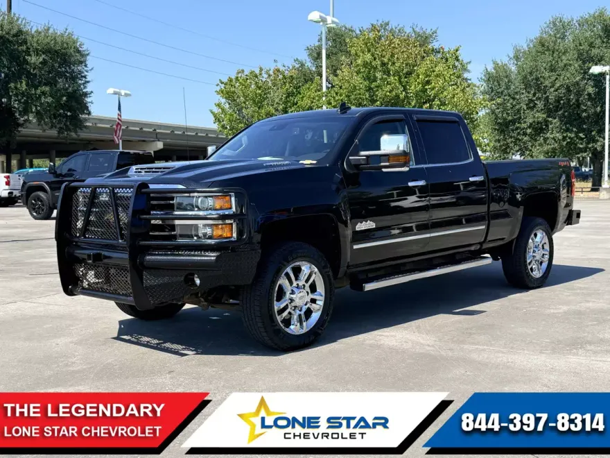2018 Chevrolet Silverado 2500HD High Country photo 1