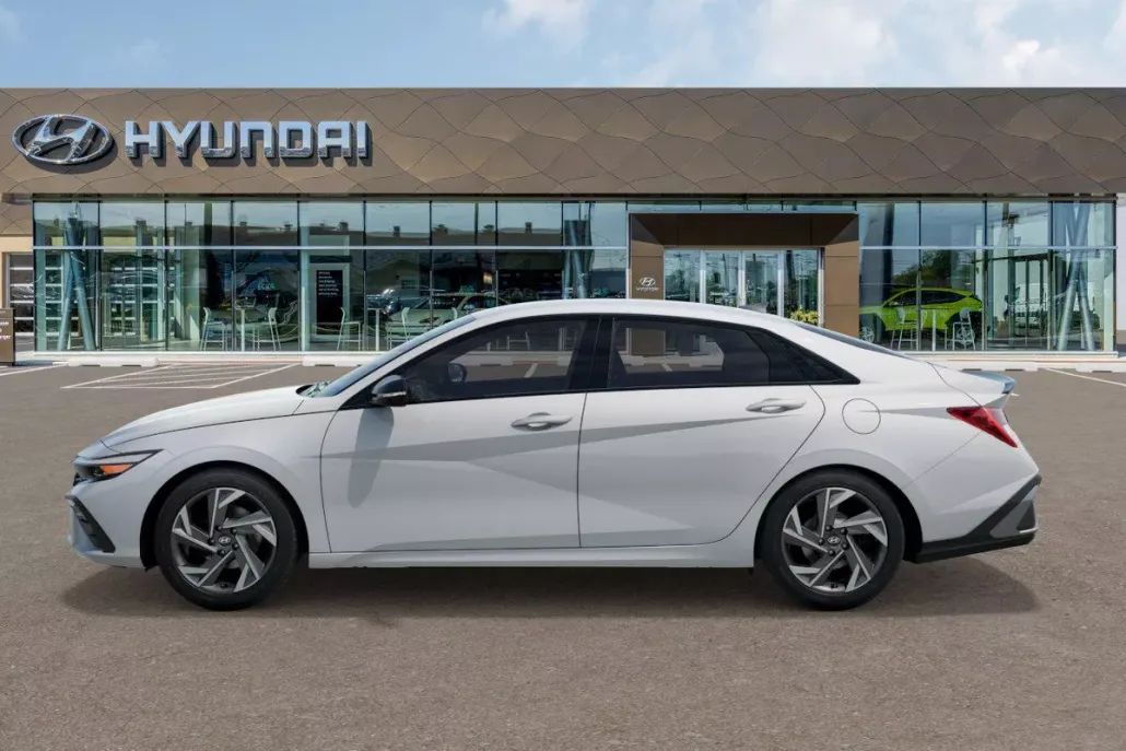 2025 Hyundai Elantra Hybrid SEL Sport photo 1
