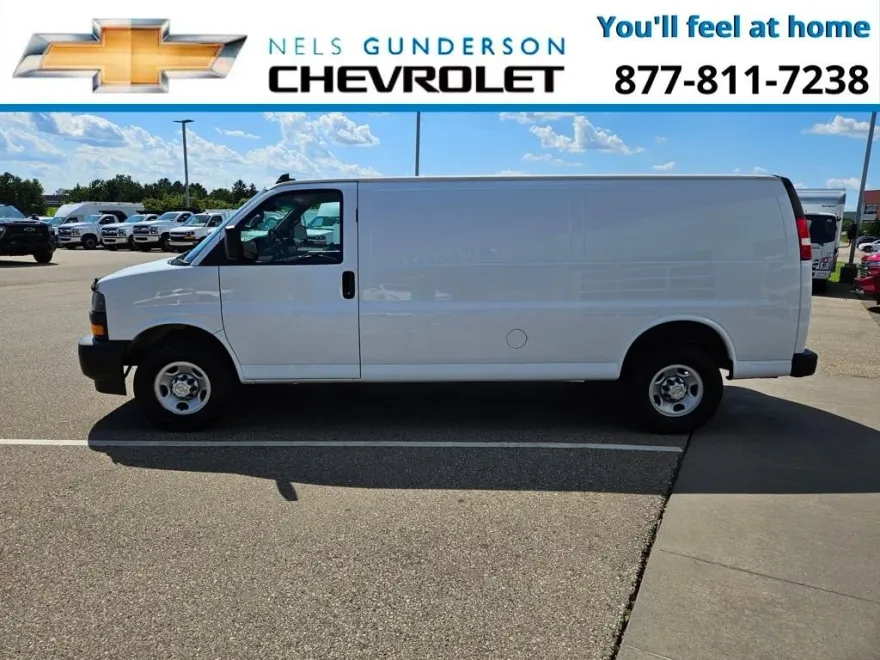 2022 Chevrolet Express Cargo 3500 Van photo 1