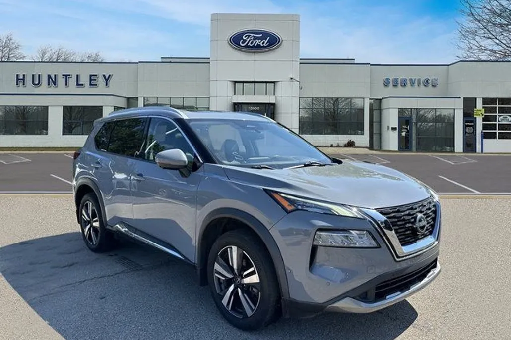 2023 Nissan Rogue SL photo 1