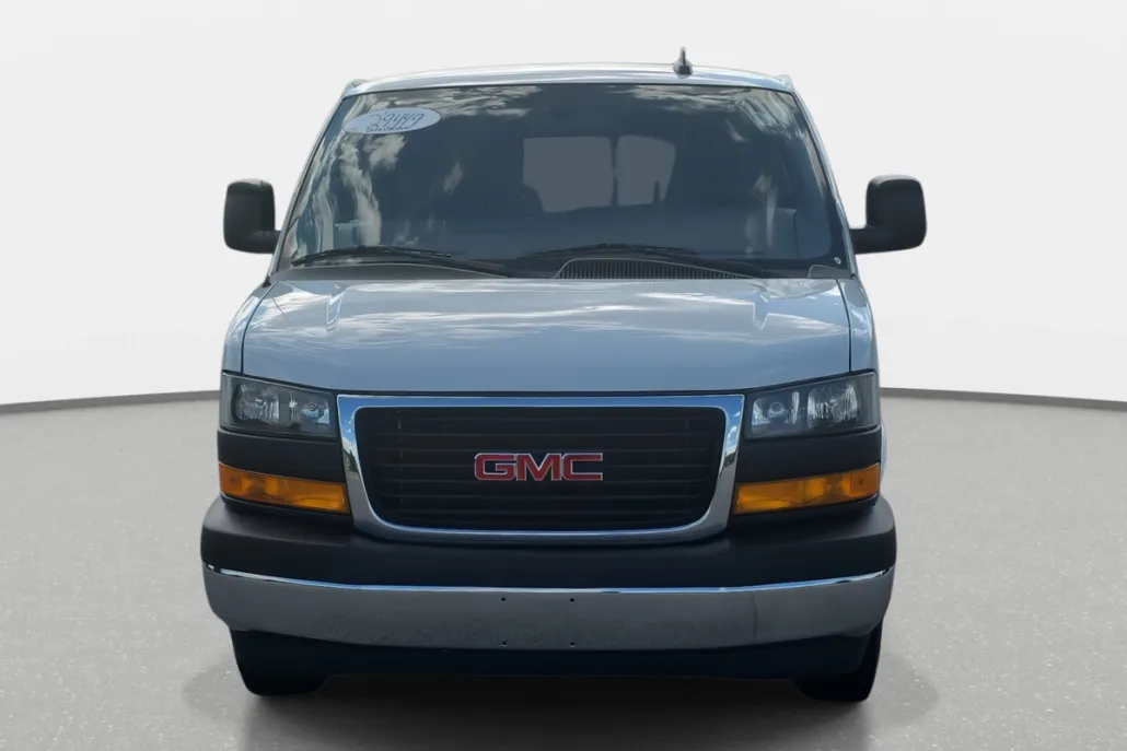 2023 Gmc Savana Cargo 2500 photo 1