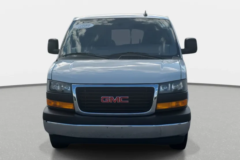 2023 Gmc Savana Cargo 2500 photo 1