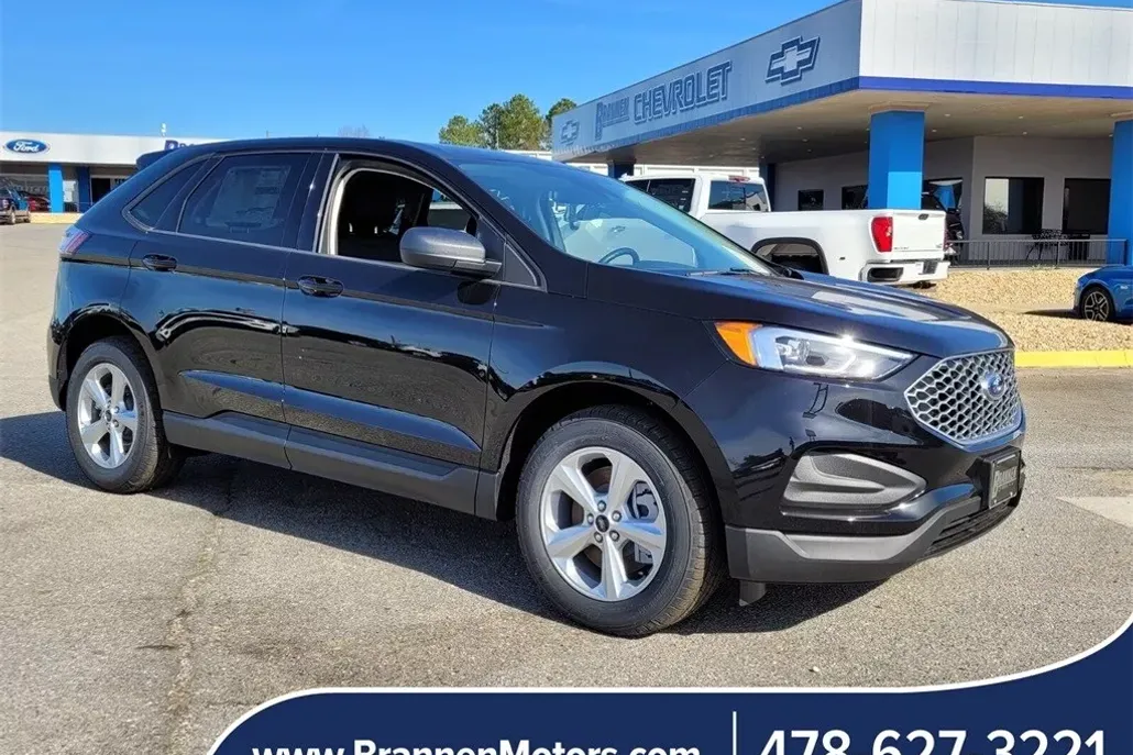 2024 Ford Edge SE photo 1