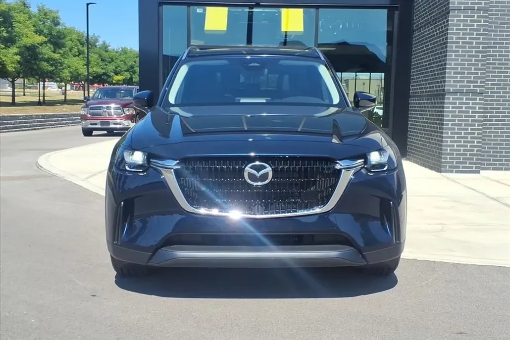 2024 Mazda CX-90 Plug-in Hybrid Preferred photo 1