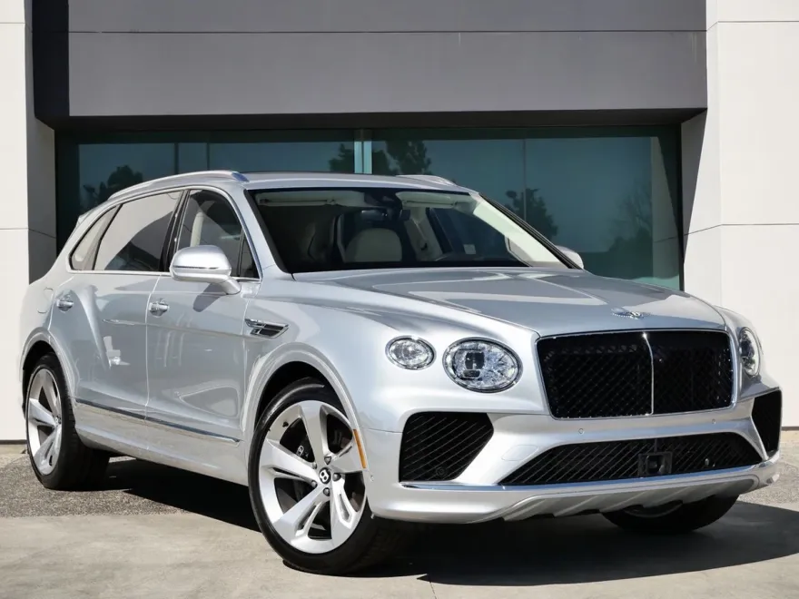 2024 Bentley Bentayga EWB photo 1