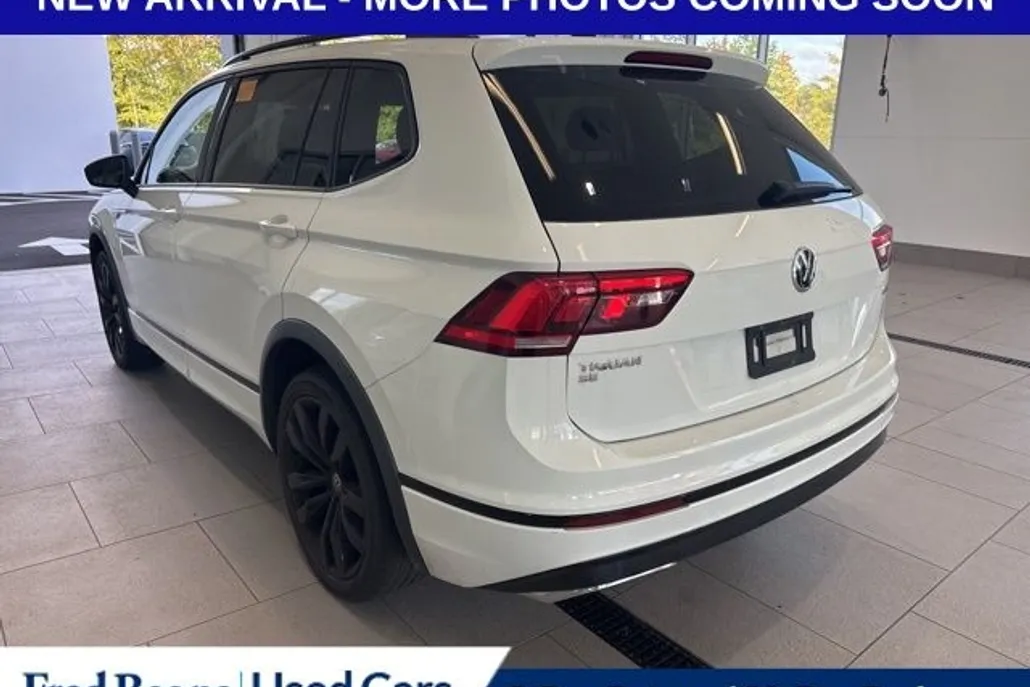 2021 Volkswagen Tiguan SE R-Line Black photo 1