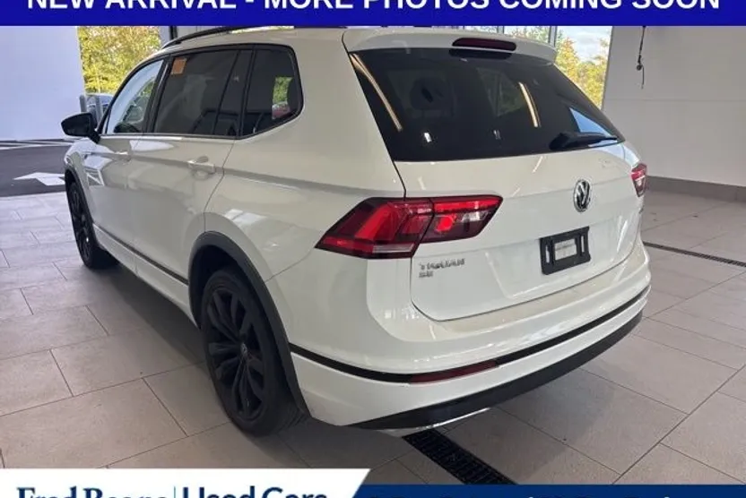 2021 Volkswagen Tiguan SE R-Line Black photo 1