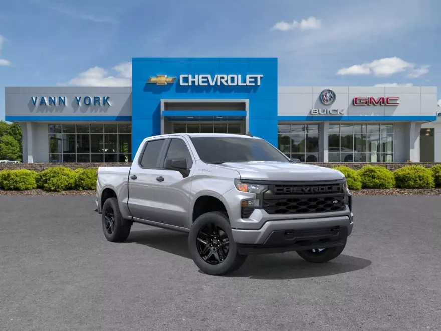 2025 Chevrolet Silverado 1500 Custom photo 1