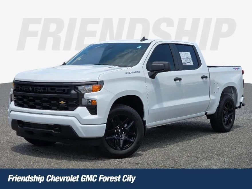2025 Chevrolet Silverado 1500 Custom photo 1