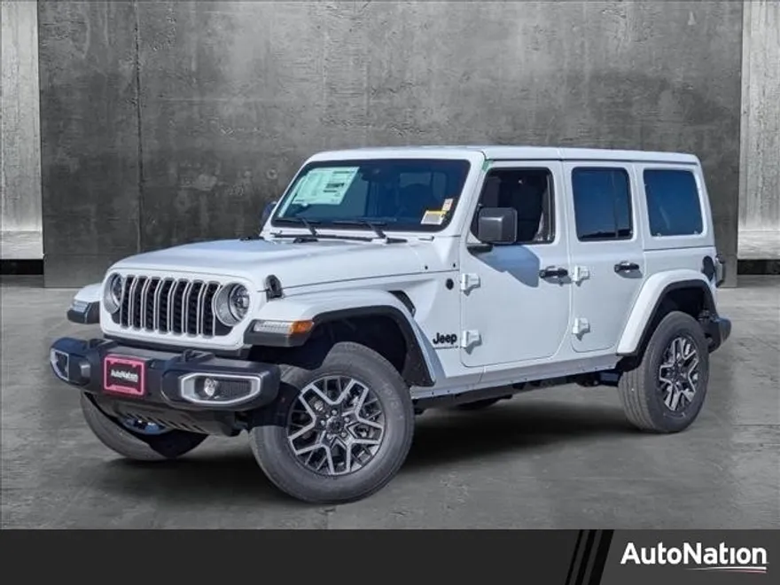 2025 Jeep Wrangler Sahara photo 1