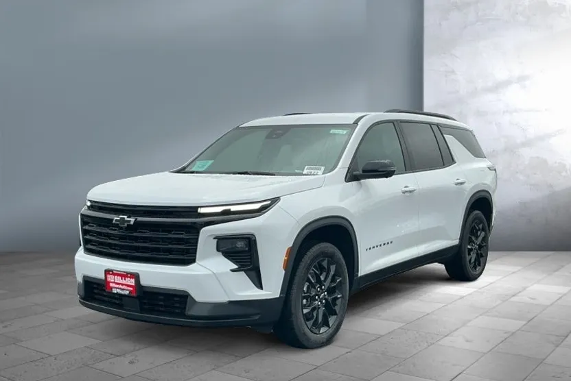 2026 Chevrolet Traverse photo 1