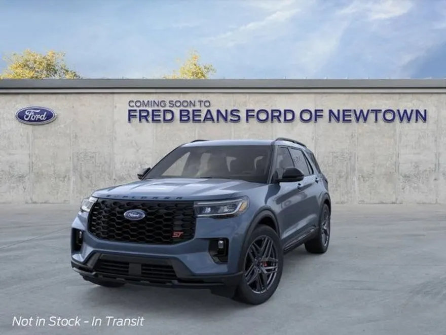 2025 Ford Explorer ST photo 1