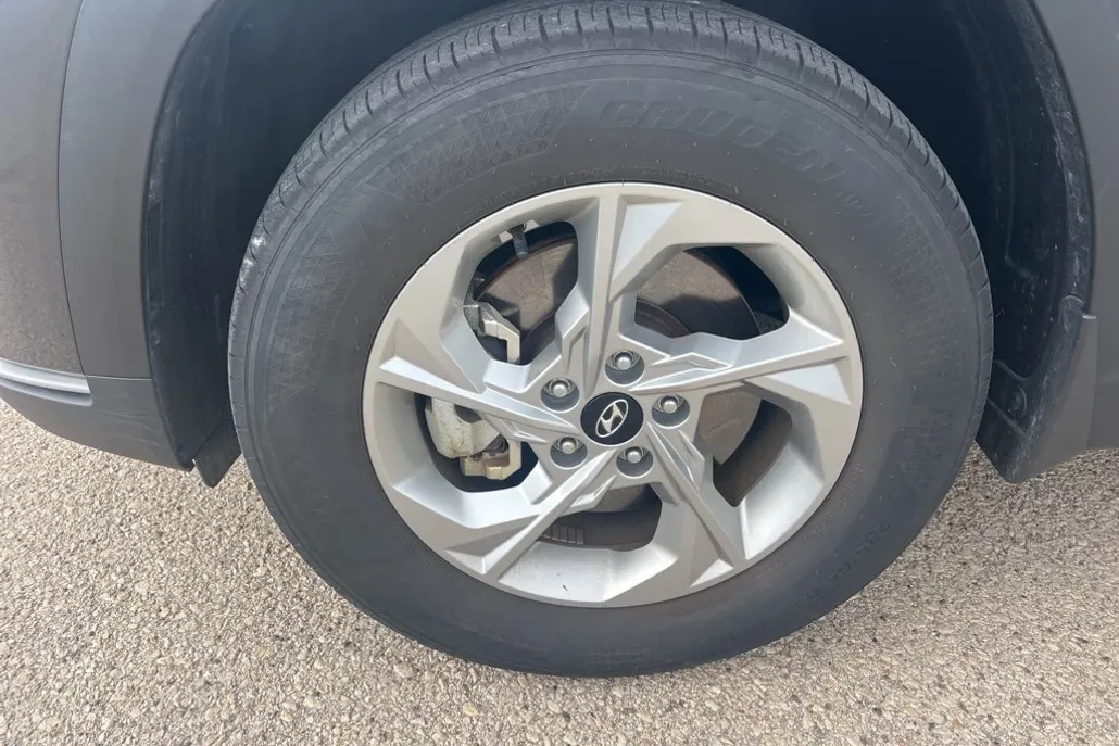 2023 Hyundai Tucson SE photo 1