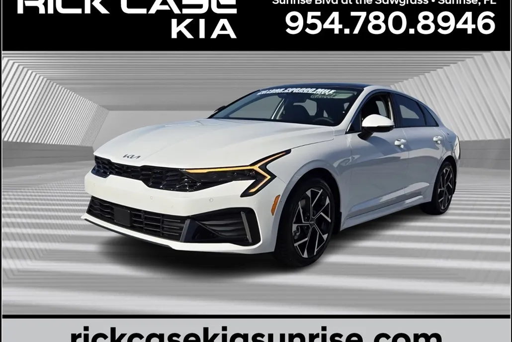 2026 Kia K5 EX photo 1