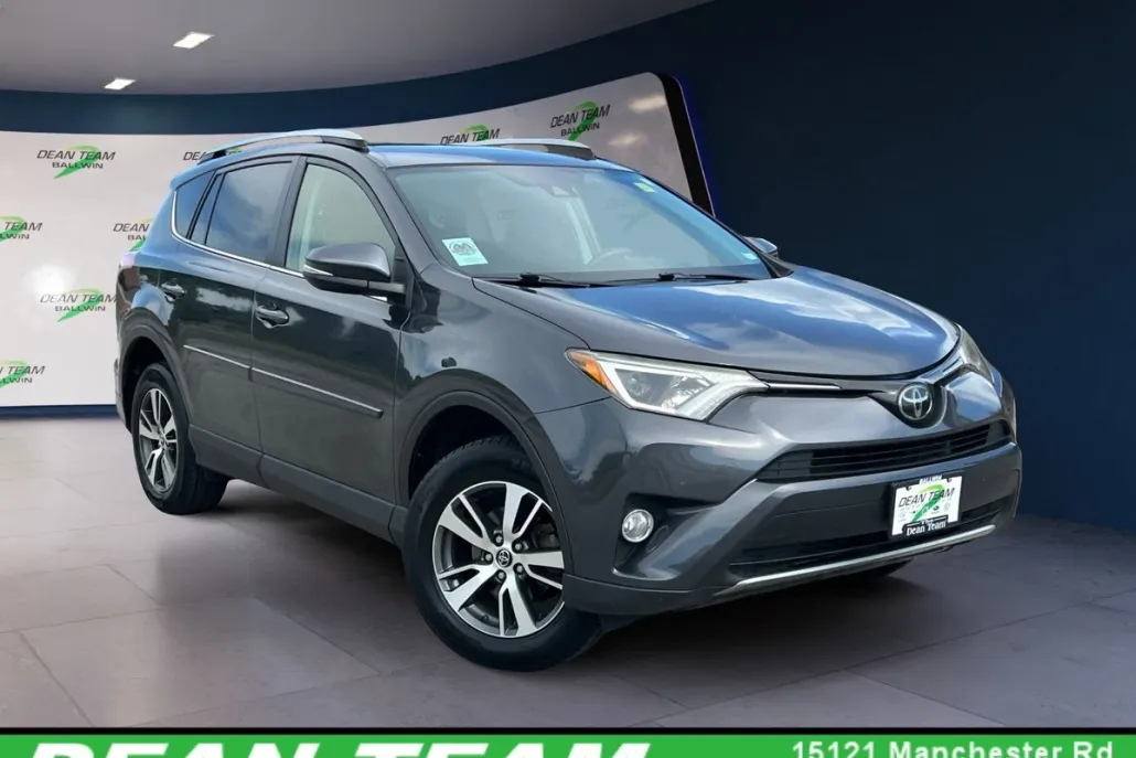 2018 Toyota RAV4 Base photo 1