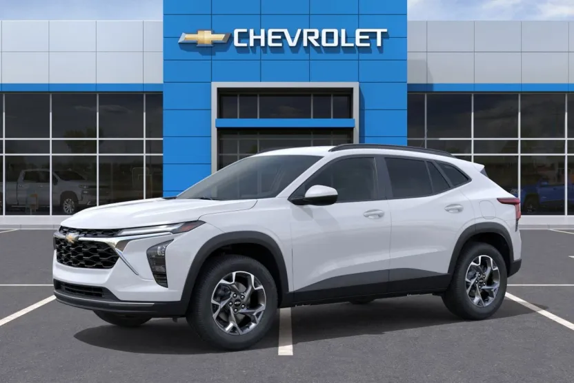2025 Chevrolet Trax LT photo 1