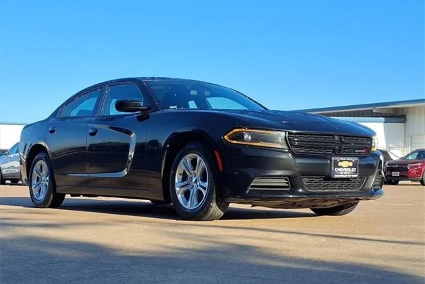 2022 Dodge Charger SXT photo 1