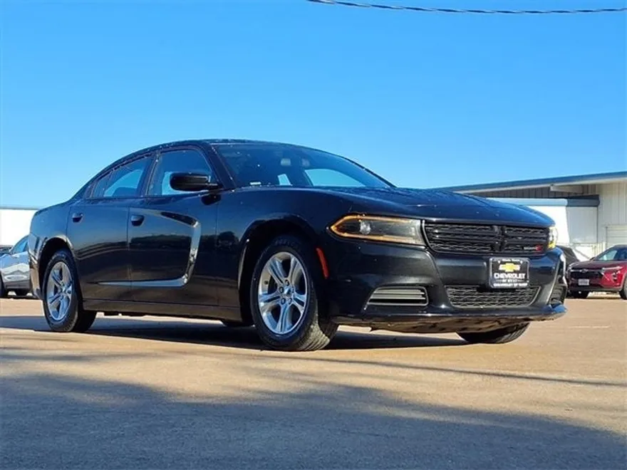 2022 Dodge Charger SXT photo 1