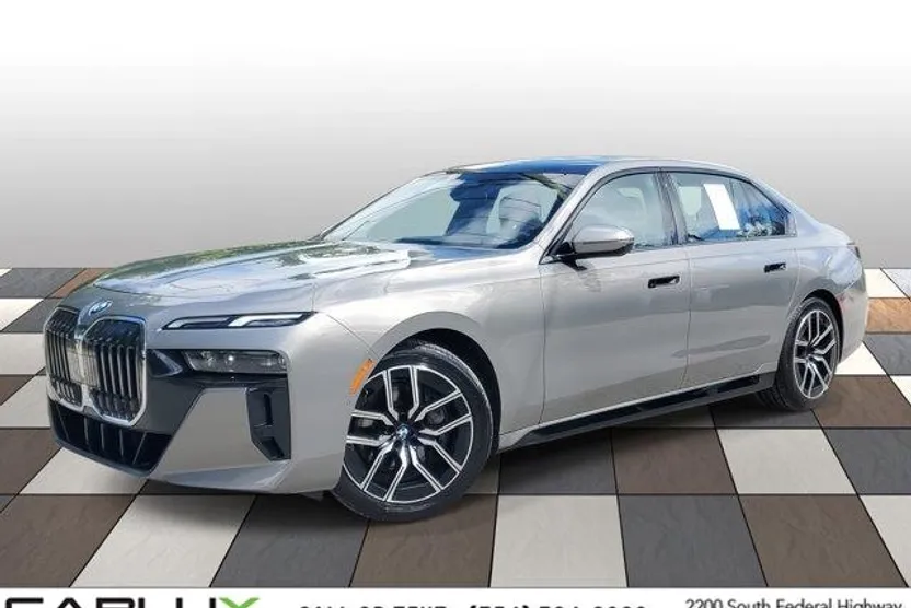 2024 Bmw 740i photo 1