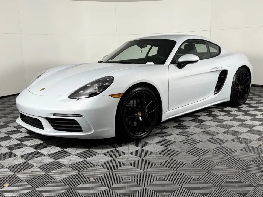 2025 Porsche Cayman photo 1