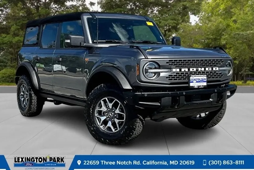 2024 Ford Bronco Badlands photo 1