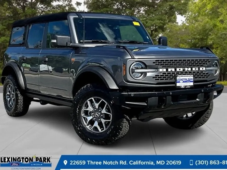 2024 Ford Bronco Badlands photo 1