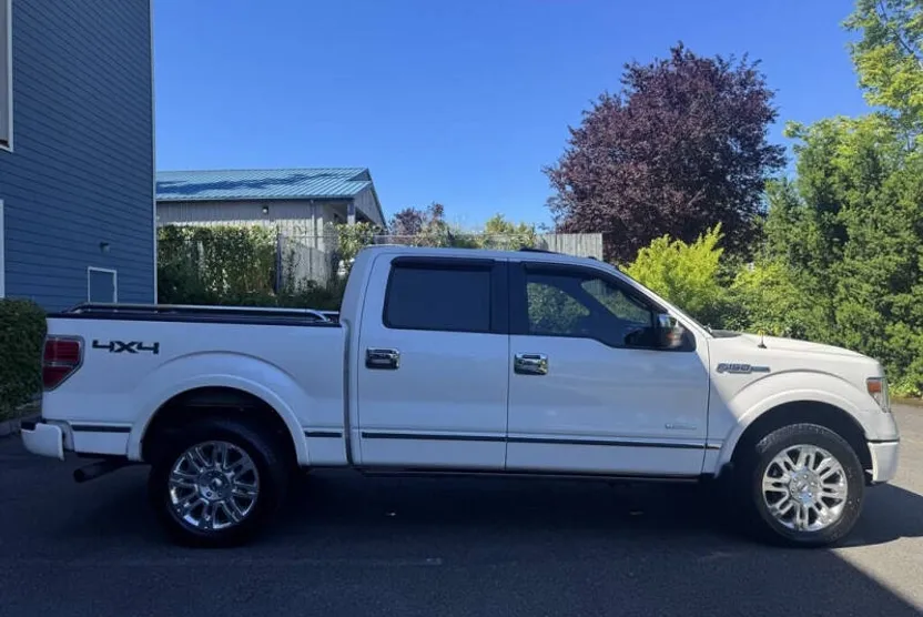 2013 Ford F-150 XL photo 1