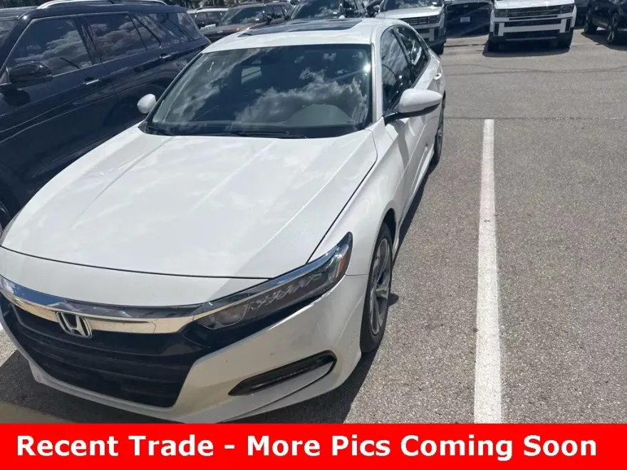2019 Honda Accord EX-L 2.0T photo 1